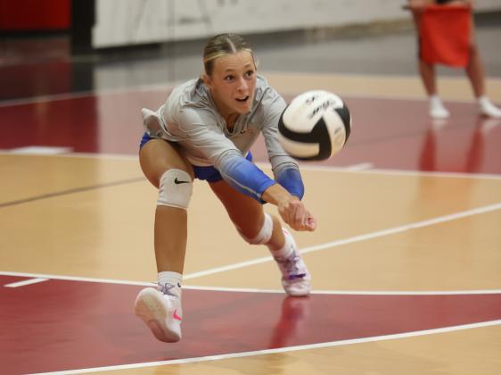 Branford's Kylie Fernandez defends a shot against Fort White on Sept. 22. (PAUL BUCHANAN/Lake City Reporter)