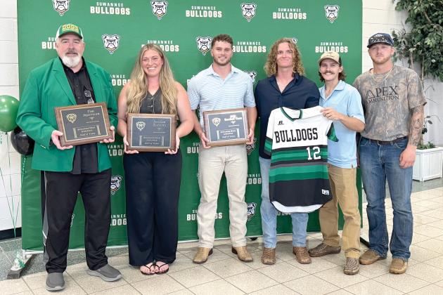 Tim Morrison, Jordan Roberts and members of the 2019 baseball team were inducted into the Suwannee Hall of Fame last Thursday. (JAMIE WACHTER/Lake City Reporter)