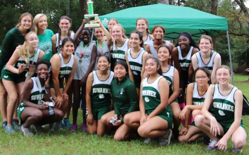 Suwannee’s girls cross country team took home first place on Saturday at the Suwannee County Invitational with 42 points to edge Columbia by three and Branford by six.