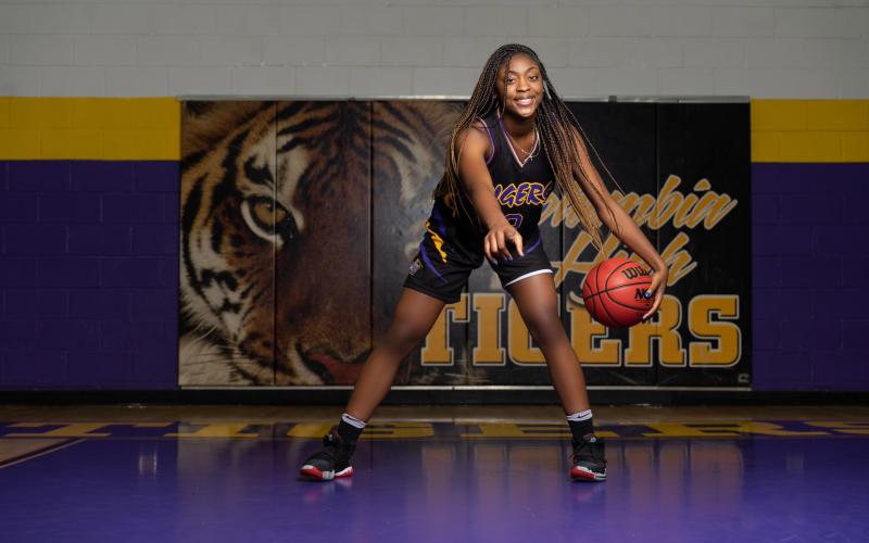 Columbia point guard Na’Haviya Paxton is once again LCR’s Girls Basketball Player of the Year. (COURTESY)