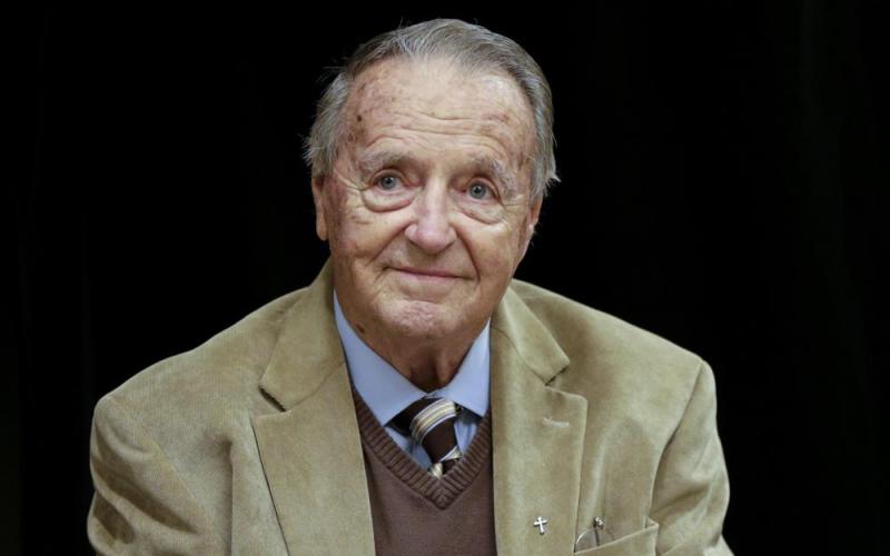 Former Florida State NCAA college football head coach Bobby Bowden smiles at a Rotary Club luncheon on Jan. 10, 2018, in Omaha, Neb. (AP FILE)