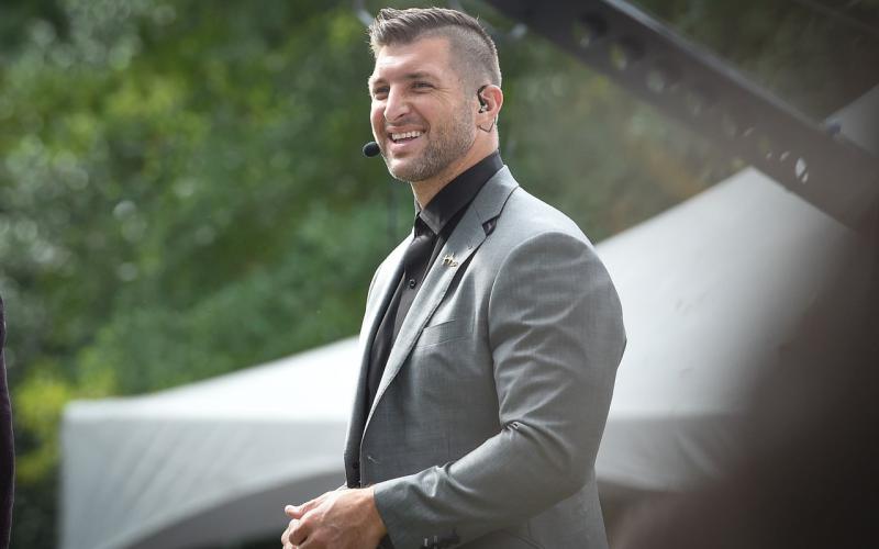 SEC Network analyst Tim Tebow on the "SEC Nation" set on Oct. 2. (BEN FLANAGAN/AL.com/TNS)