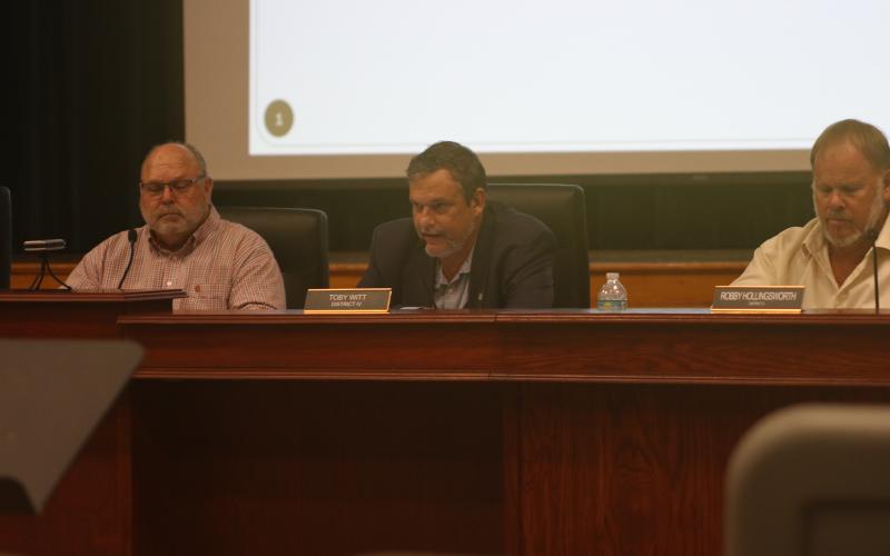 Commissioner Tim Murphy said he’d be willing to purchase the property from the current owner but not at a commercial price. (MORGAN MCMULLEN/Lake City Reporter)