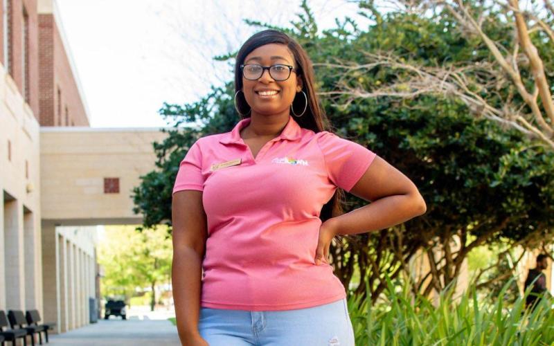 Lake City’s Kamaya Bennett is the president of the Crown To Crown mentoring program at the University of Central Florida, which helps girls in the Orlando area. (COURTESY)