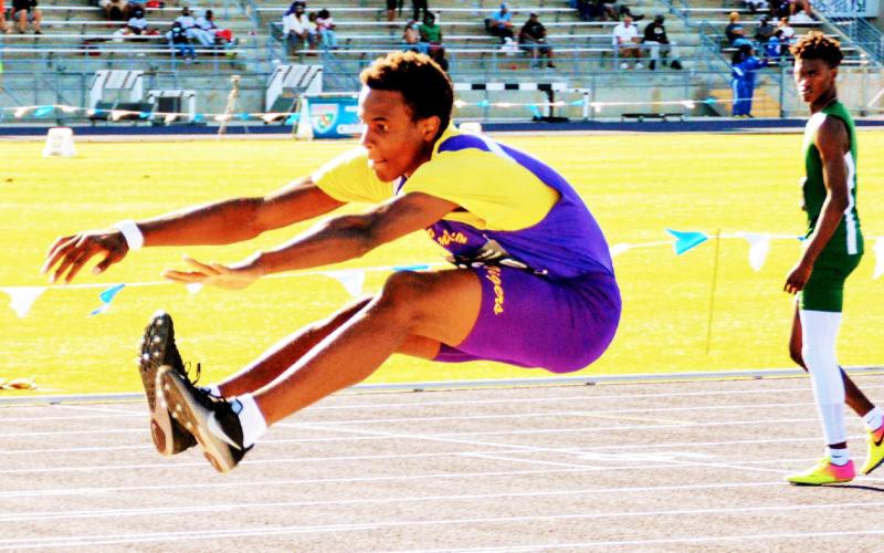 Columbia’s Seth Stockton returns this season after qualifying for state in the triple jump as a junior. (FILE)