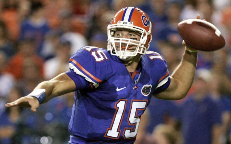 Florida quarterback Tim Tebow throws a pass against LSU on Oct. 11, 2008, in Gainesville. (AP FILE)