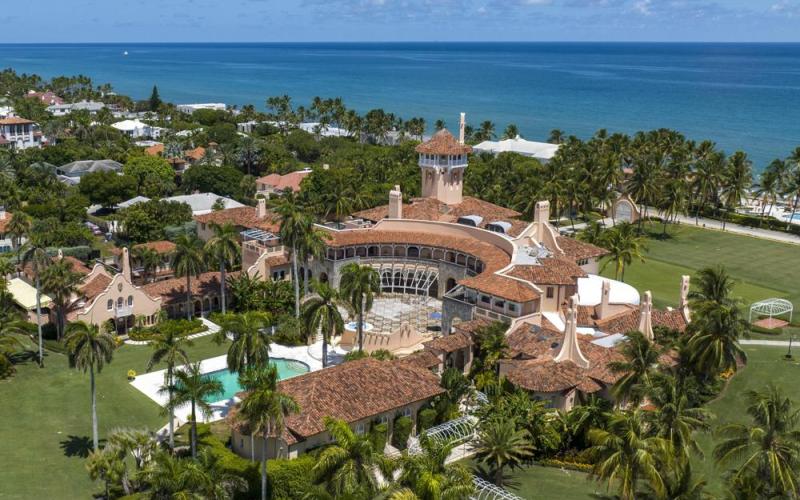 An aerial view of former President Donald Trump’s Mar-a-Lago club in Palm Beach on Aug. 31, 2022. A federal judge has appointed Raymond Dearie, a veteran New York jurist to serve as an independent arbiter and review records seized during an FBI search of former President Donald Trump’s home last month. (STEVE HELBER/AP File)