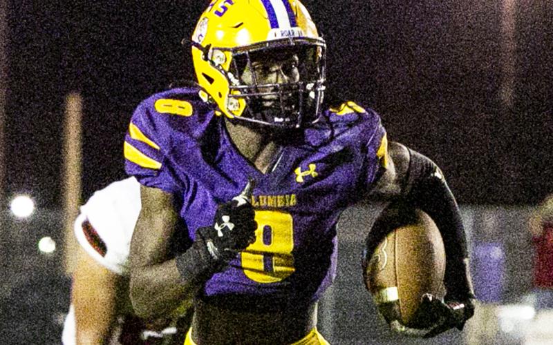 Columbia receiver Jaylen Cooper runs up the field after a catch against Middleburg last Friday night. (JEN CHASTEEN/Special to the Reporter)