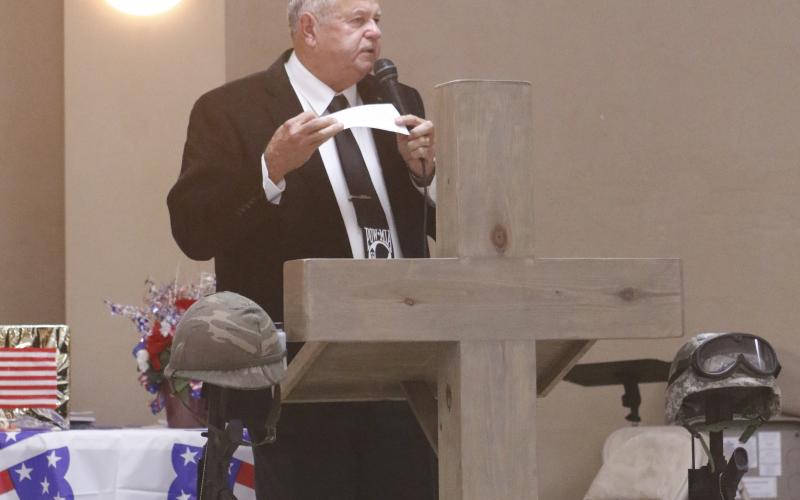 David Mangrum, a U.S. Army veteran, addressed patriotism with the hundreds that attended Saturday’s Veterans Day dinner at the Florida Gateway Fairgrounds. (JAMIE WACHTER/Lake City Reporter)