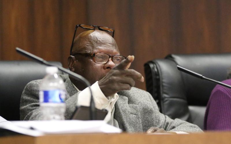 Live Oak Councilor Tommie Jefferson points during Tuesday’s city council meeting. Jefferson brought a motion to terminate city manager George Curtis’ contract, but the motion died after not getting seconded. (JAMIE WACHTER/Lake City Reporter)