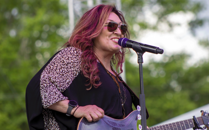 Jo Dee Messina performs on the final night of the 2022 Suwannee River Jam. Festival officials announced Wednesday the 2023 festival was being postponed to September. (DONNY WEATHERFORD/Spirit of the Suwannee Music Park)