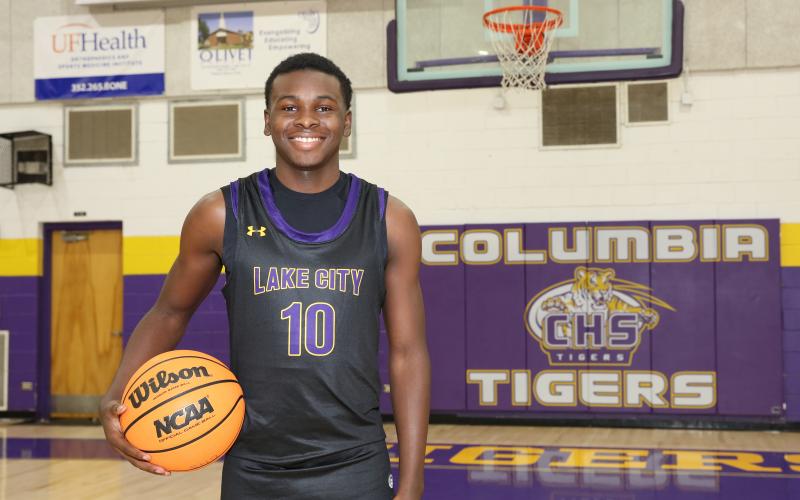 Columbia guard Isaac Broxey is the LCR’s Boys Basketball Player of the Year for the second straight season. (MANDI SLOAN/Special to the Reporter)