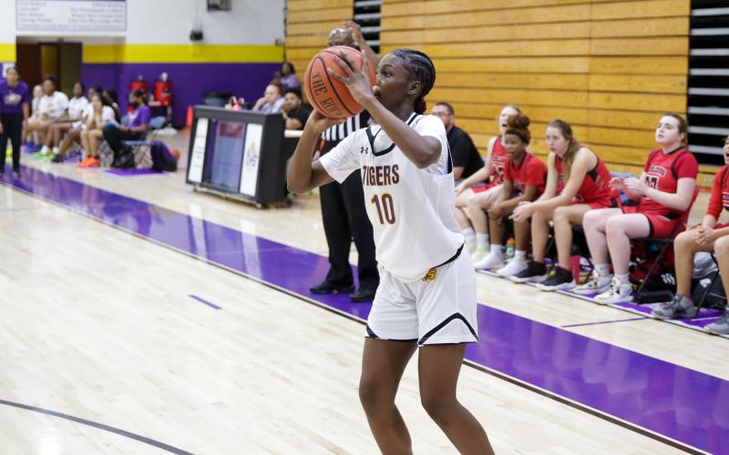 Columbia guard Ayesha Broxey shoots in a game last season. (FILE)