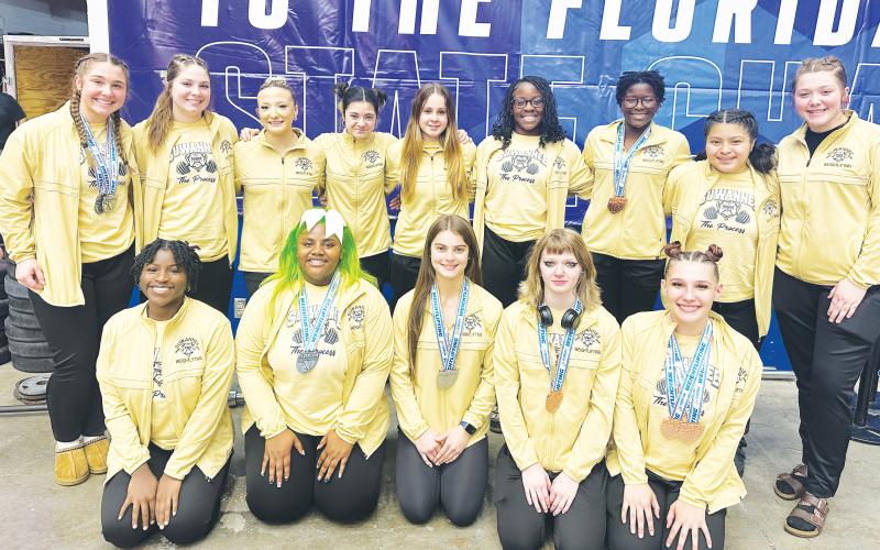 Suwannee's girls weightlifting team placed third in traditional and Olympic at the Class 1A state meet. (FILE)