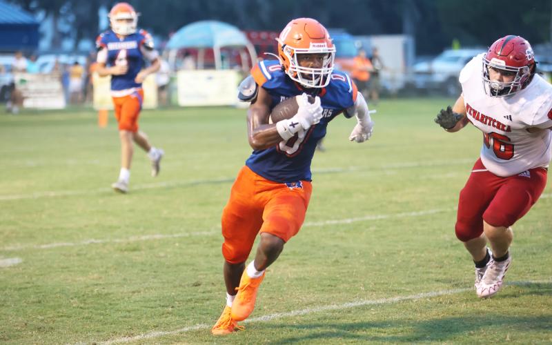Branford receiver Maurice Vought turns up field against Wewahitchka on Friday night. (PAUL BUCHANAN/Lake City Reporter)