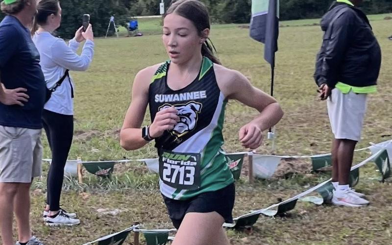 Suwannee runner Olivia Hermanson competes at the Alligator Lake Invitational on Saturday. (COURTESY)