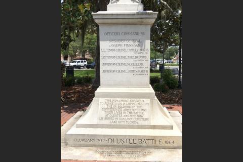 A monument to Confederate soldiers stands in front of the courthouse in downtown Lake City. A local resident seeks to have it relocated to either the cemetery where the soldiers are buried or the battlefield where they died. (STAFF)