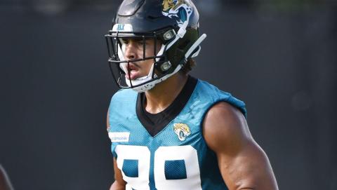 The Jacksonville Jaguars placed tight end Josh Oliver on injured reserve with a broken foot. (TRIBUNE NEWS SERVICE)