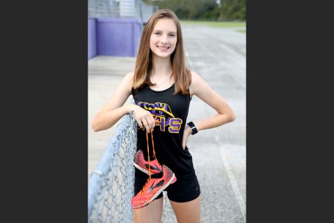 Columbia’s Audrey Fender is the LCR’s Girls Runner of the Year. (MANDI SLOAN/Special to the Reporter)