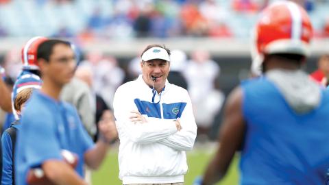  Florida coach Dan Mullen finally acknowledged making some “regrettable” comments last year. None of those were more head-scratching than Mullen wanting to pack Florida Field during a pandemic. But he offered no apologies about staying quiet after ESPN reported he has interest in moving to the NFL. (TAMPA BAY TIMES/TNS)