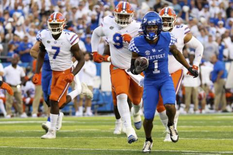 Kentucky wide receiver Wan'Dale Robinson (1) runs for a touchdown against Florida on Oct. 2 in Lexington, Ky. (MICHAEL CLUBB/Associated Press)