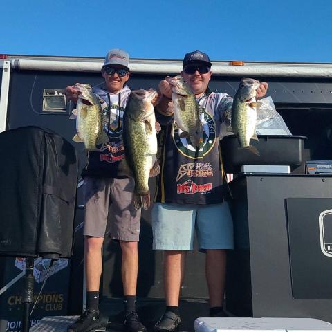 Bryson O’Steen (left) and Zack Barrera show off their catches from the Abu Garcia MLF College Tournament. (COURTESY)