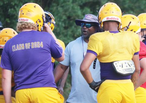Columbia head coach Demetric Jackson talks to his players during Thursday’s practice. (JORDAN KROEGER/Lake City Reporter)