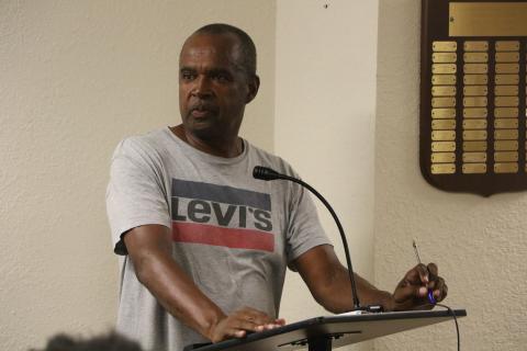 White Springs resident Randolph Keen speaks during the public comment portion of Tuesday’s meeting on internet cafes in the town. (MORGAN MCMULLEN/Lake City Reporter)