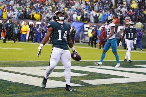 Philadelphia Eagles running back Kenneth Gainwell celebrates scoring a touchdown against the Jacksonville Jaguars on Sunday in Philadelphia. (CHRI SZAGOLA/Associated Press)