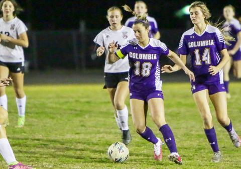 Columbia’s Skyler Ziegaus pushes the ball up the field against Middleburg during Tuesday’s District 2-5A quarterfinal. (BRENT KUYKENDALL/Lake City Reporter)