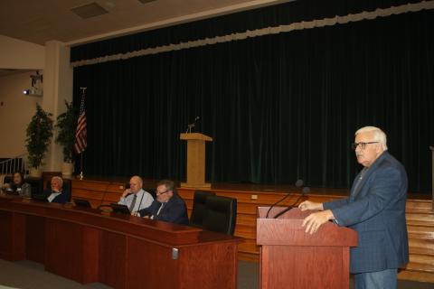 Lake Shore Hospital Authority Director Dale Williams addresses the public during a workshop Tuesday about the possibility of Meridian Behavioral Healthcare utilizing the Lake Shore Hospital building. (TONY BRITT/Lake City Reporter)