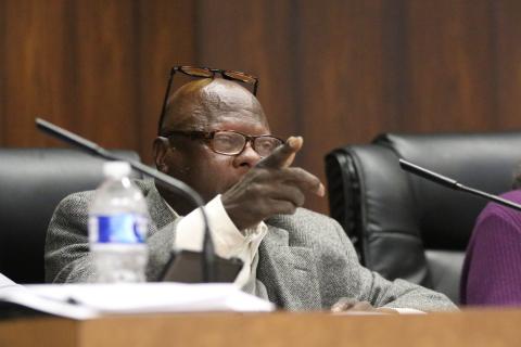 Live Oak Councilor Tommie Jefferson points during Tuesday’s city council meeting. Jefferson brought a motion to terminate city manager George Curtis’ contract, but the motion died after not getting seconded. (JAMIE WACHTER/Lake City Reporter)