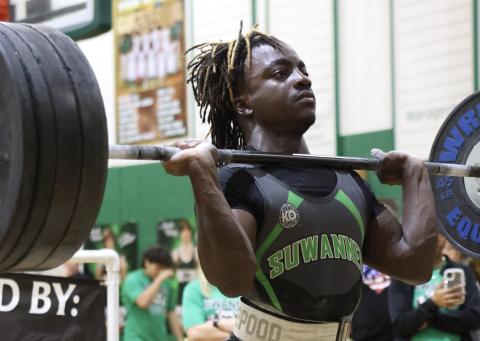Suwannee's Marquavious Owens gets set to perform the clean and jerk during the District 5-1A meet last Friday. (PAUL BUCHANAN/Special to the Reporter)