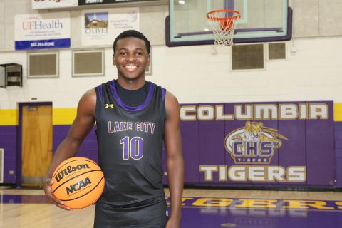 Columbia guard Isaac Broxey is the LCR’s Boys Basketball Player of the Year for the second straight season. (MANDI SLOAN/Special to the Reporter)