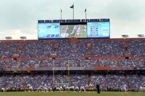Florida quarterback John Brantley stands under center at the line of scrimmage against Tennessee on Sept. 17, 2011, in Gainesville. (AP FILE)