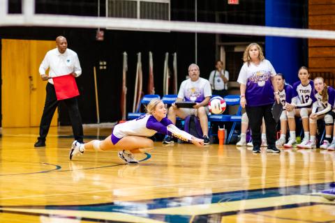Columbia’s Avery Sandlin dives to return a shot against Ridgeview during Wednesday’s Region 1-5A quarterfinal. (JACK HOWDESHELL/Special to the Reporter)