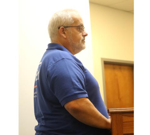 Brian Beard with the U.S. Small Business Administration speaks about about the agency’s disaster loans Tuesday. (JAMIE WACHTER/Lake City Reporter)