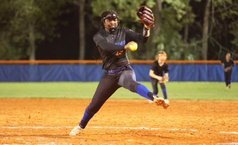Branford pitcher Mallory Blue winds up to pitch against Suwannee on Wednesday. (PAUL BUCHANAN/Special to the Reporter)