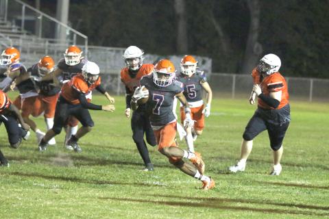Branford receiver Ar'Kayvion Jones takes a handoff for a touchdown Friday night against Trenton. (MORGAN MCMULLEN/Lake City Reporter)