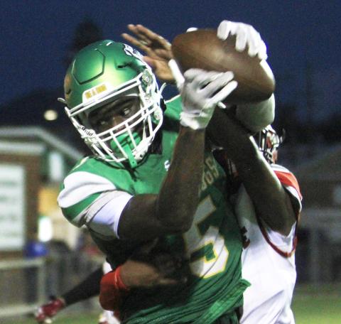 Suwannee receiver MJ Rossin hauls in a touchdown pass in front of a Lafayette defender Friday night. (PAUL BUCHANAN/Lake City Reporter)