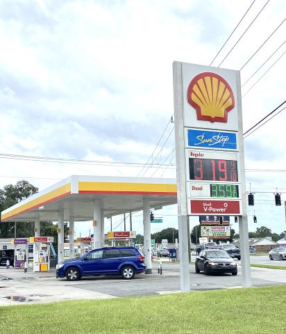 All 40 of the SunStop stores were open for business in the Suwannee Valley region Friday and will continue business operations daily, such as this store at the intersection of US 90 West and Lake City Avenue in Lake City. Seventeen of the stores in Columbia and Suwannee Counties operate under generator power, sell gasoline, cold beverages and accept debit cards, while the others take cash for snacks and warm drinks. The generator stores are open normal business hours. (TODD WILSON/Lake City Reporter)