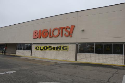 A sign outside the Lake City Big Lots store declares it is ‘closing.’ The Lake City location is expected to remain open for a few more months until the inventory is all sold. (MORGAN MCMULLEN/Lake City Reporter)