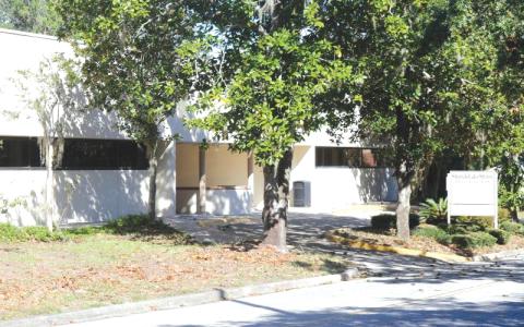 Lake Shore Hospital Authorit’s Physical Therapy building, which could be the site of a primary care clinic operated by Palms Medical Group. The LSHA board is hoping to make a decision on the PT building’s fate, and other campus assets, at a special meeting Monday. (FILE)