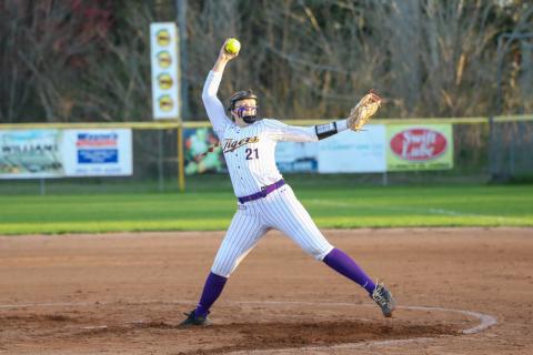 Columbia pitcher Harleigh Price pitches against Fort White on March 5. (BRENT KUYKENDALL/Lake City Reporter)