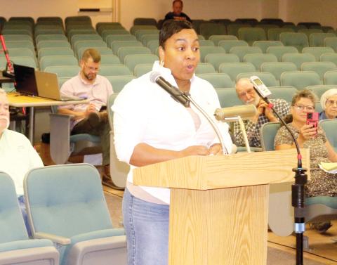 Fort White Town Councilor Monica Merricks requests help from the Columbia County Commission in administering grant funds for a wastewater project. Merricks called the strained relationship between the town and the county as ‘shameful, disgraceful and distasteful,’ hoping the two could move forward. (TONY BRITT/Lake City Reporter)