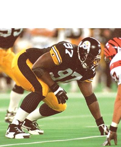 Ray Seals lines up for a snap against the Cincinnati Bengals as a member of the Pittsburgh Steelers. (COURTESY)