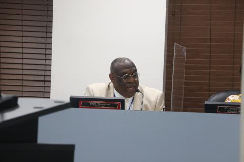 Lake City Manager Don Rosenthal addresses the city council at Monday’s meeting. (MORGAN MCMULLEN/Lake City Reporter)