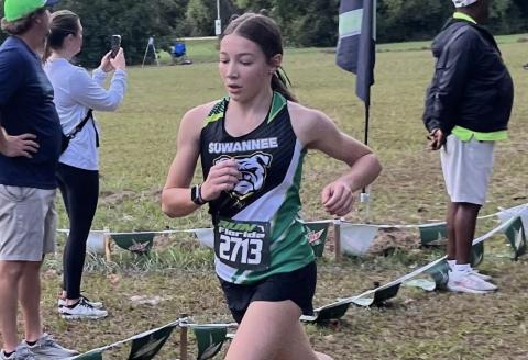 Suwannee runner Olivia Hermanson competes at the Alligator Lake Invitational on Saturday. (COURTESY)