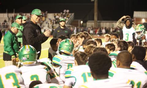Suwannee coach Kyler Hall addresses his team following last Thursday’s loss to Chiles. (PAUL BUCHANAN/Lake City Reporter)