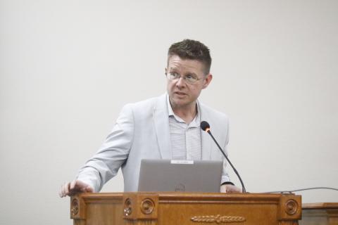 Suwannee River Water Management District Communications and Outreach Office Chief Troy Roberts talked with the Suwannee County Commission and concerned residents Tuesday night about the Water First North Florida aquifer recharge project. (JAMIE WACHTER/Lake City Reporter)